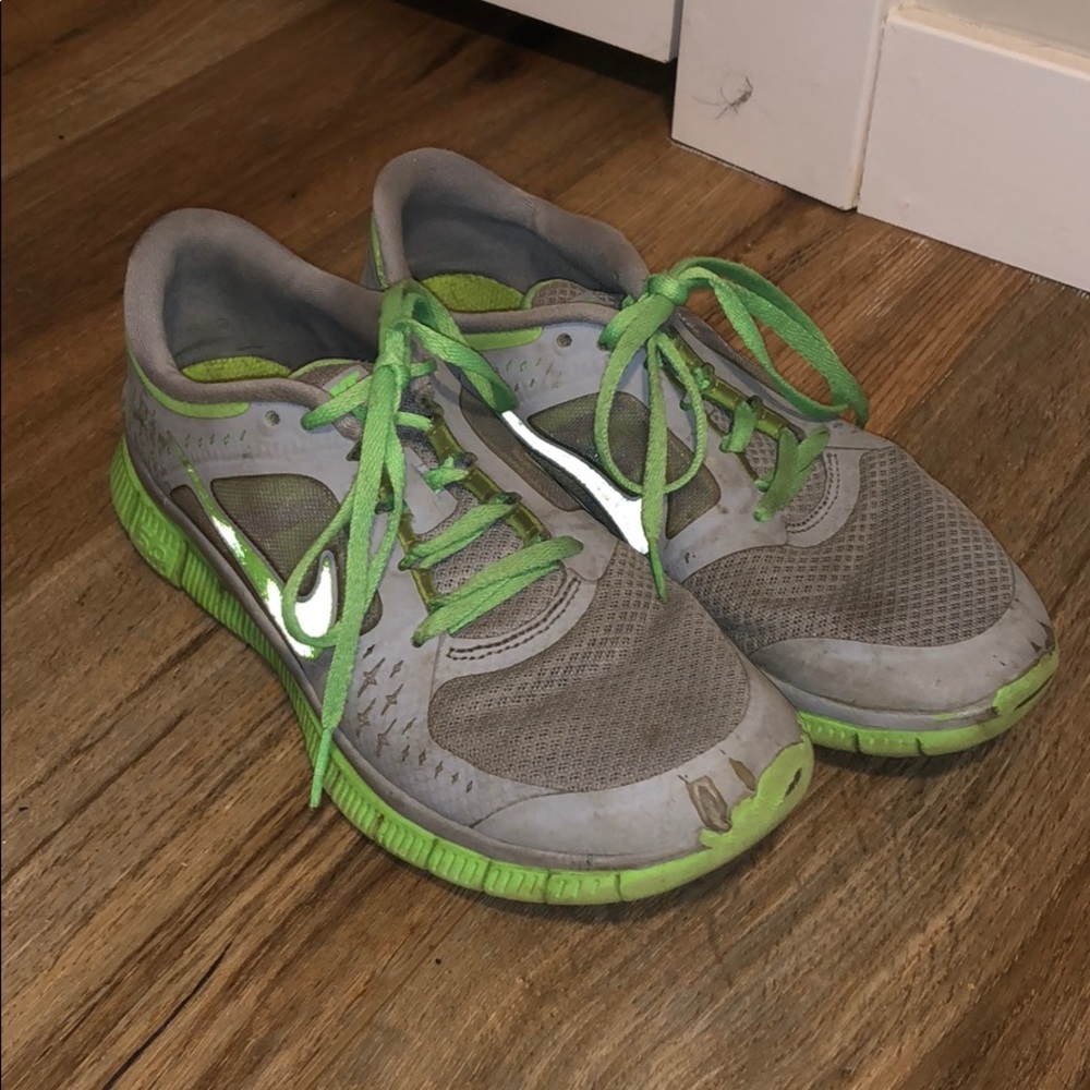 Nike gym shoes